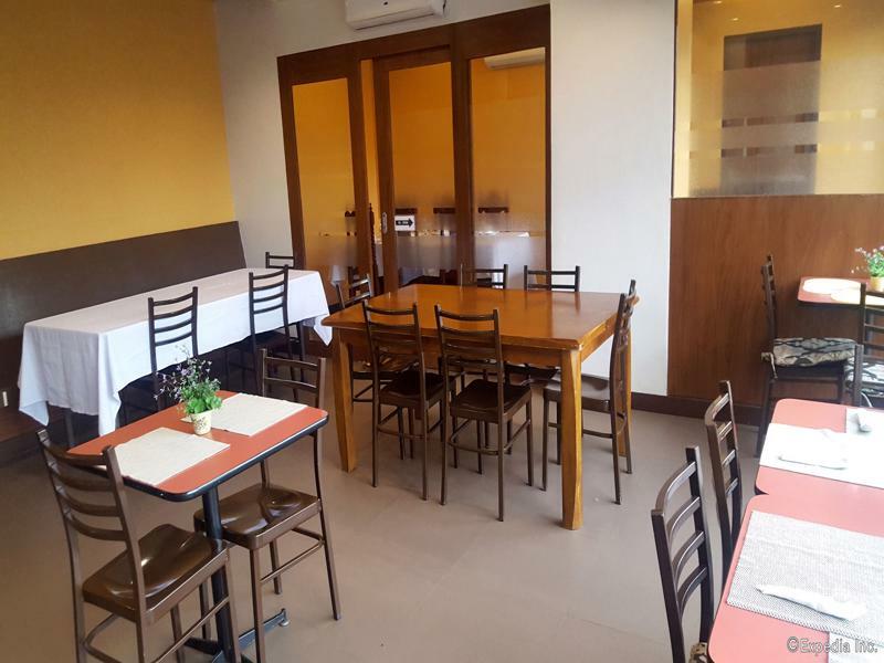 West Makati Hotel Makati City Luaran gambar